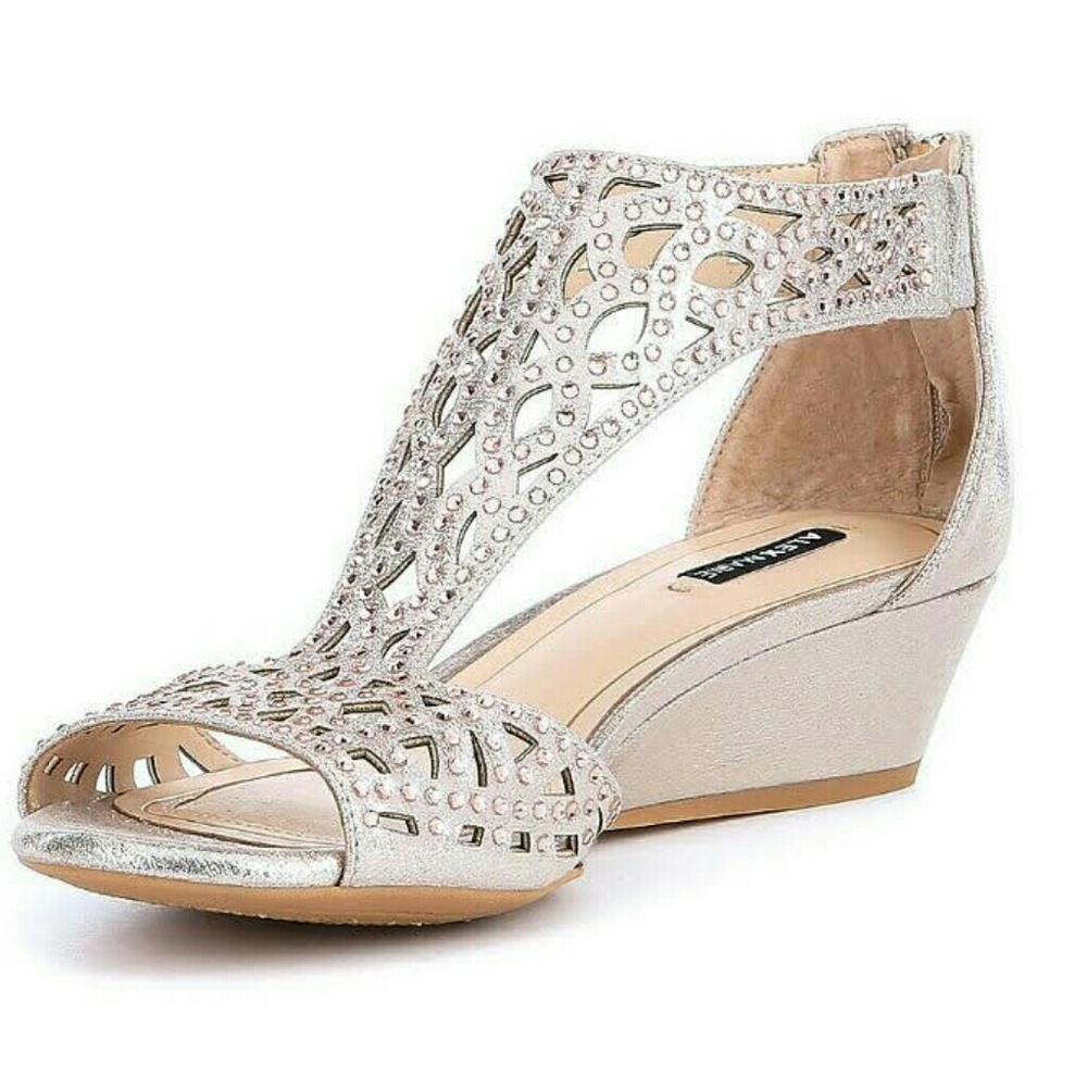 NEW Alex Marie Meranda Rhinestone Cutout Wedges
